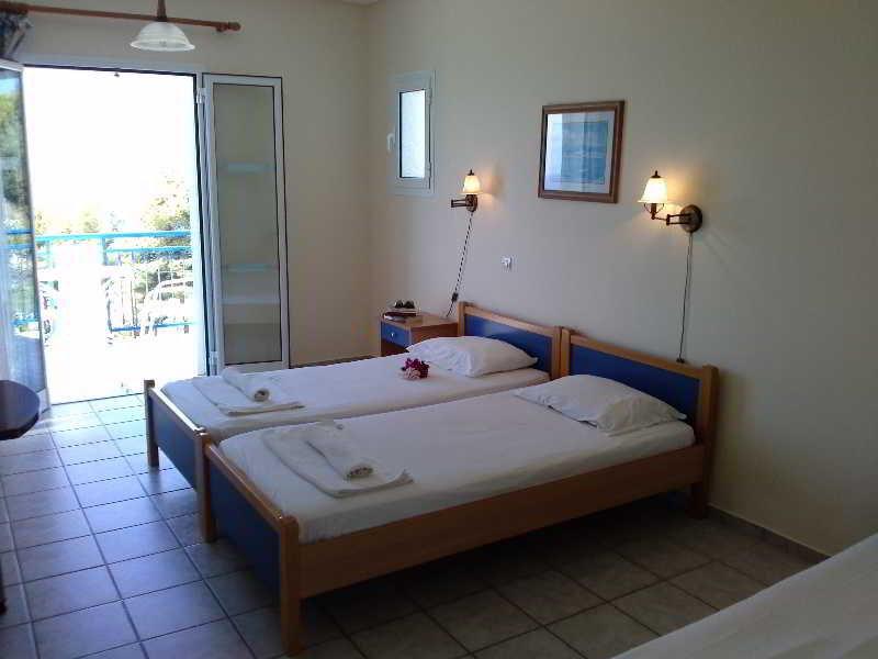 Liberatos Village Argostoli  Eksteriør bilde